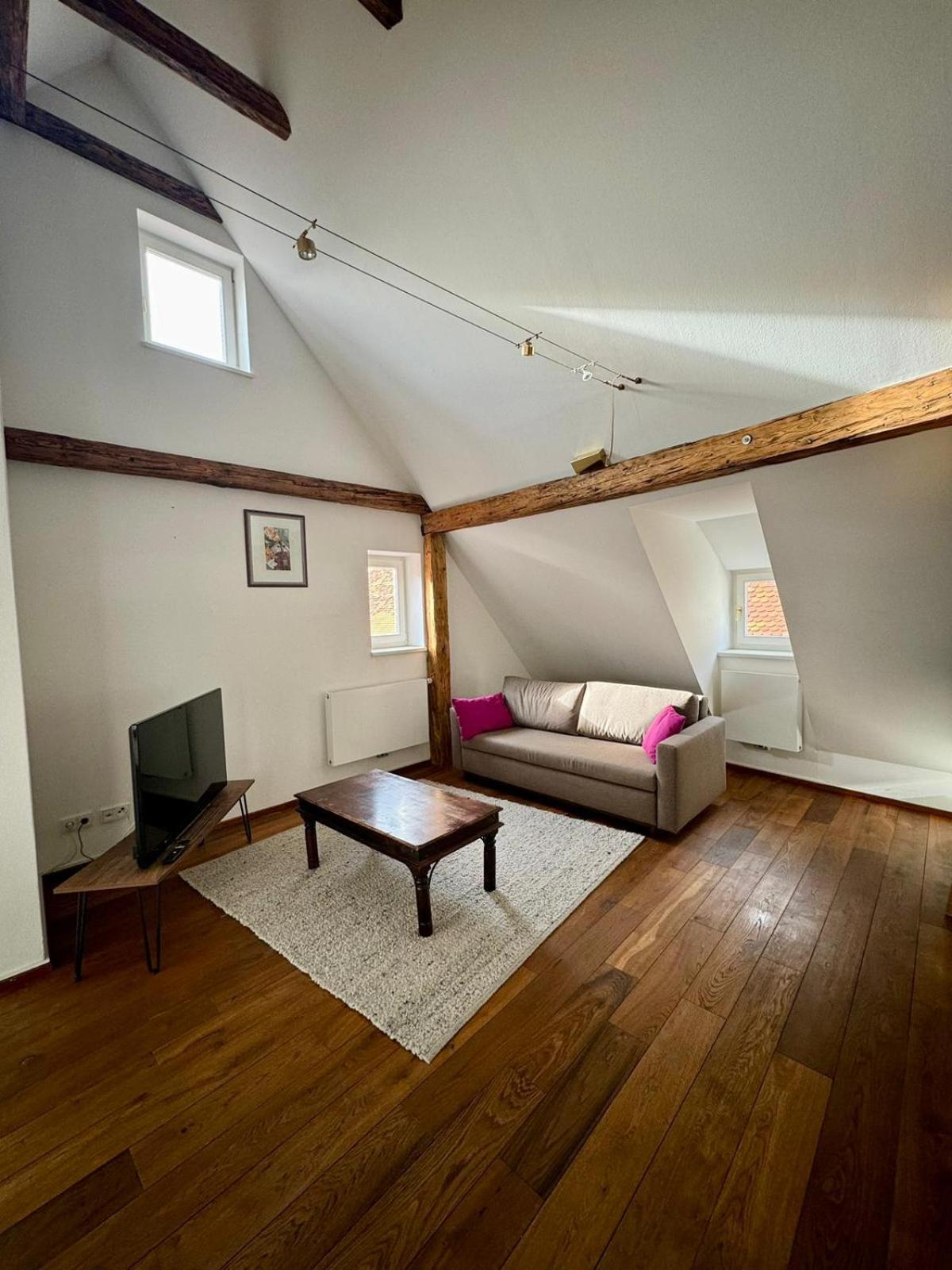 Goldene Pastete - Urban Luxury Apartment
